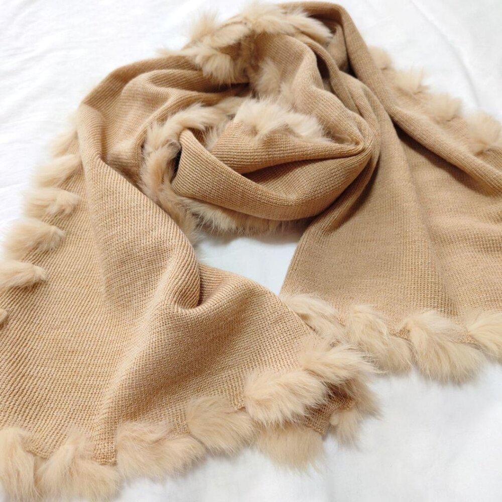 Celona Rabbit Fur Muffler In Tan